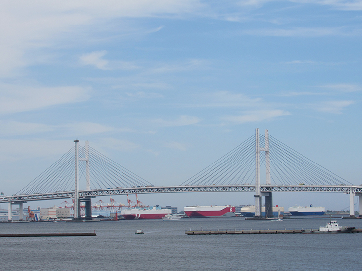 横浜ベイブリッジ
